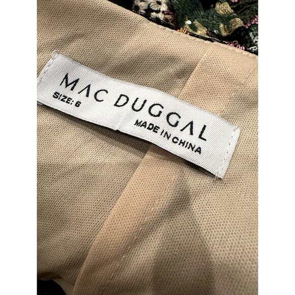 Mac Duggal – Embellished Floral One Shoulder Gown – Black Multi – Size 6 - Picture 2 of 12